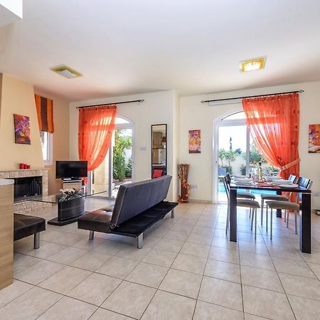 Villa Chloe Paralimni Room photo